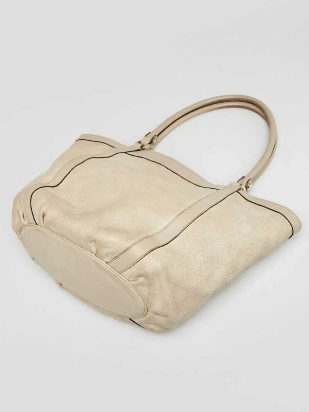 Gucci White Guccissima Leather D Ring Tote Bag